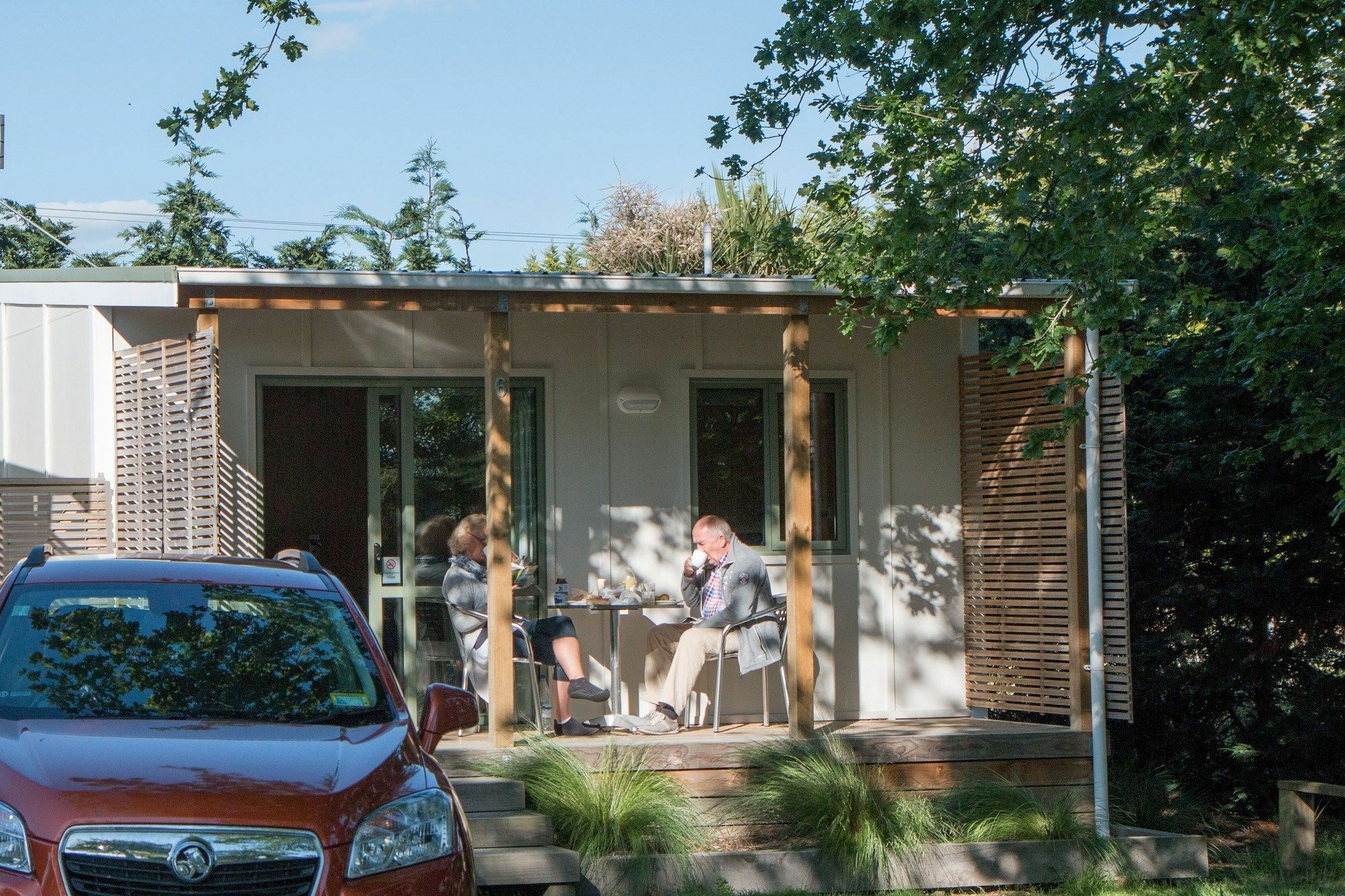 Martinborough Top 10 Holiday Park Екстериор снимка